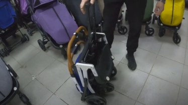 Складывание коляски